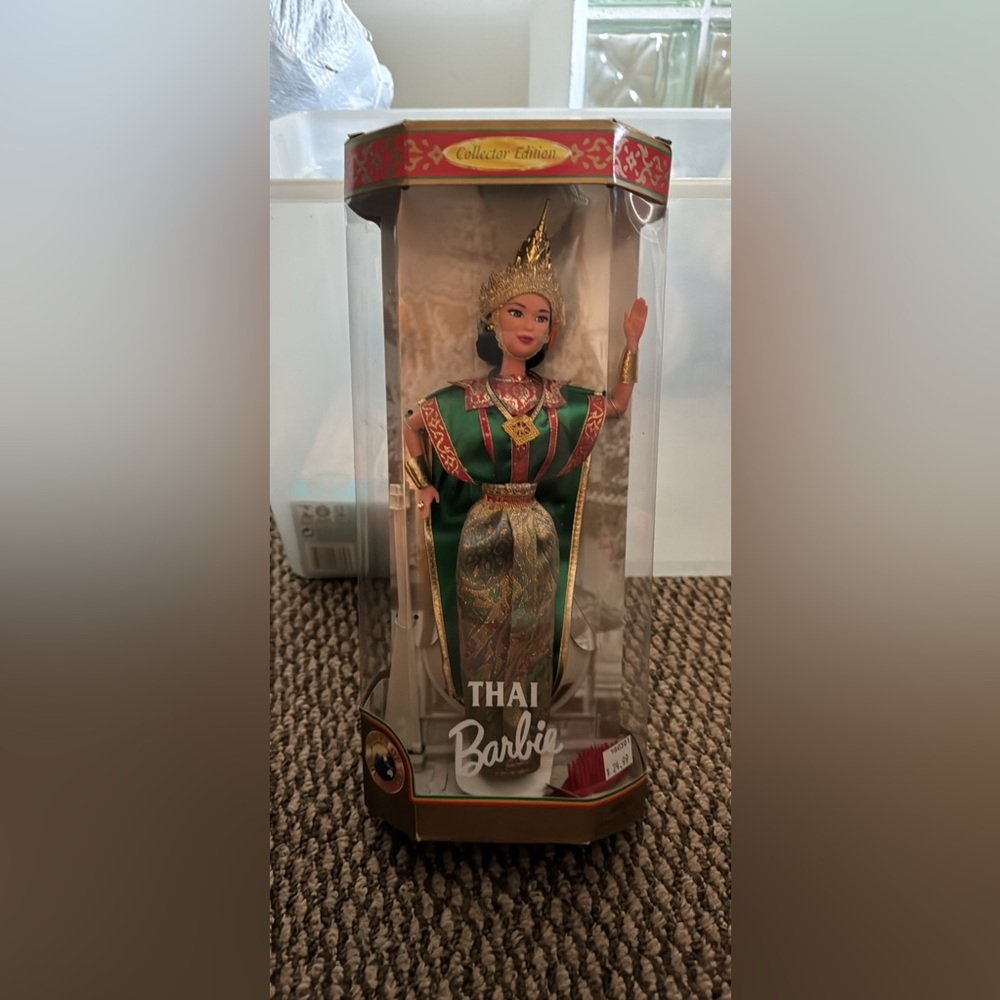 NRFB Thai Barbie Dolls of the World Collection Vintage 1998 NIB